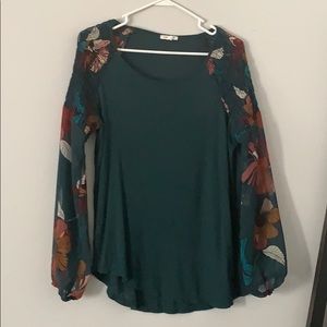 Maurices shirt size medium